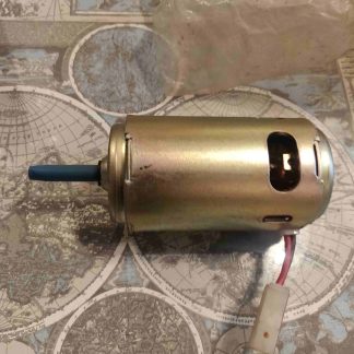 Puhaltimen moottori W123 MB Lämmityslaite