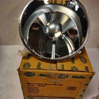 Mercedes Benz W123  Päävalon heijastin HELLA